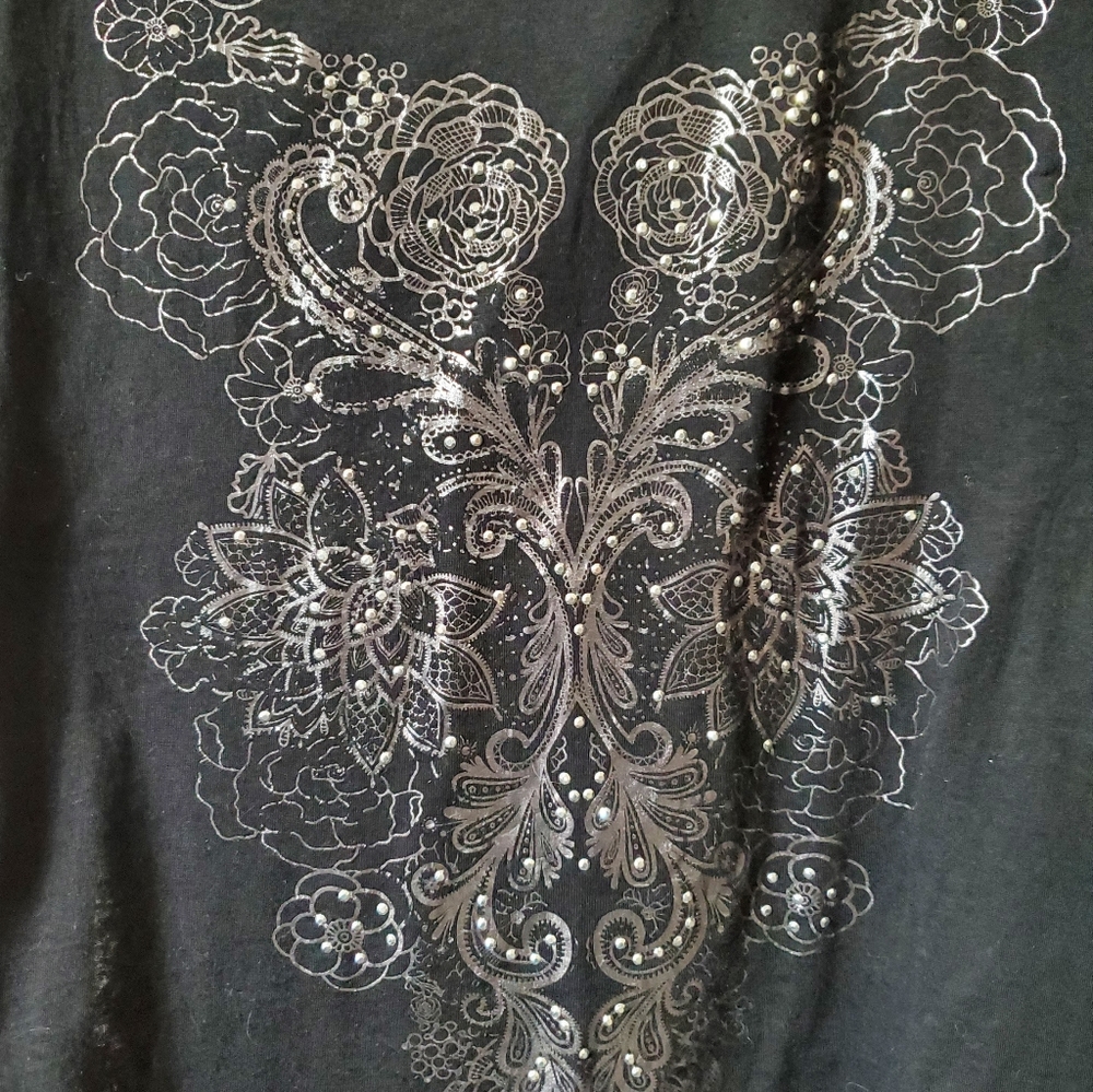 Cold Shoulder Top - Picture 2 of 6